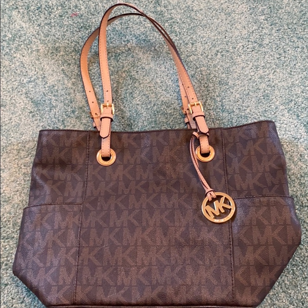 Michael Kors purse